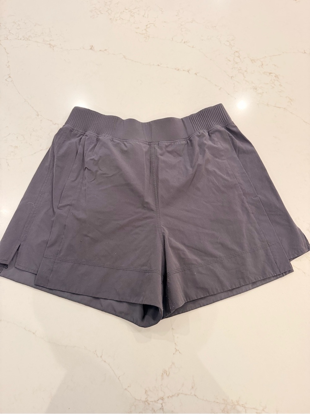 Lululemon Women’s Black Dance Studio Style Shorts Ribbed Waist Pockets Athletic